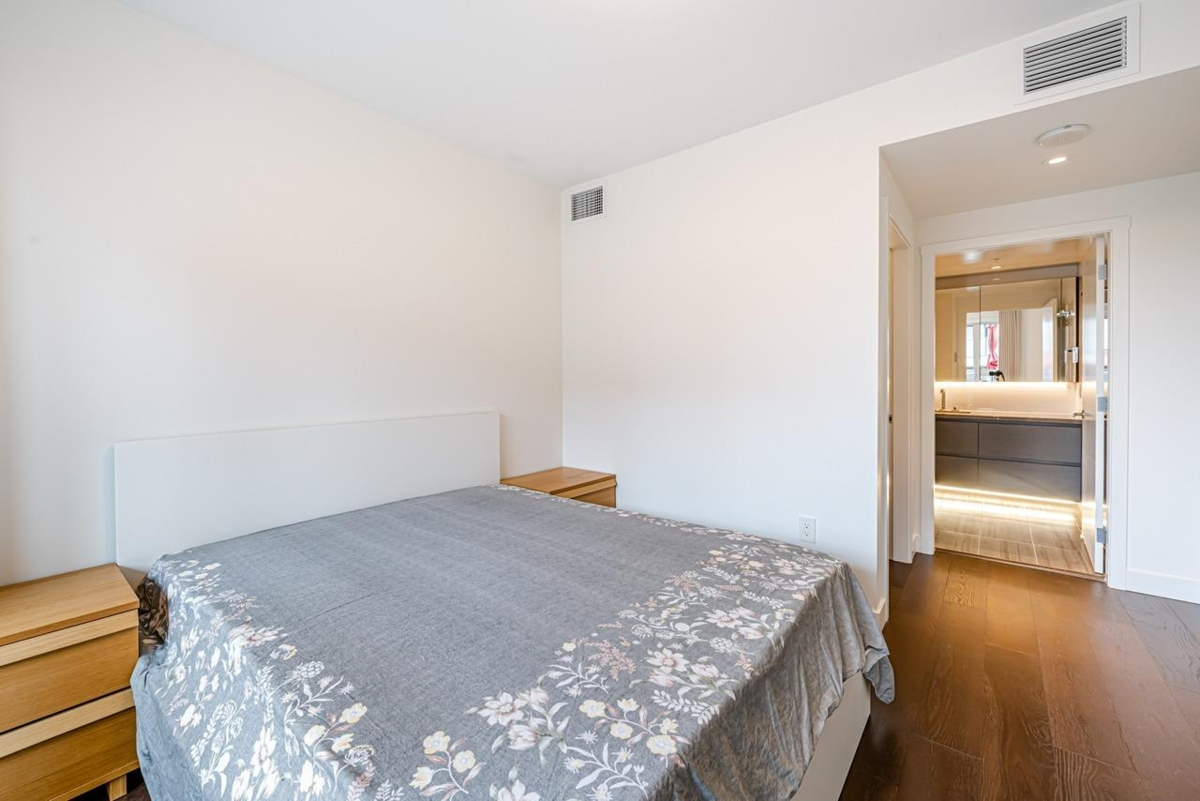 Powder Room Photo of 602 1561 W 57th Avenue, Vancouver, BC