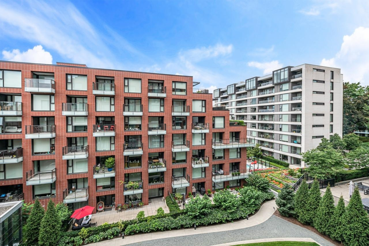 Swimming Pool Photo of 602 1561 W 57th Avenue, Vancouver, BC