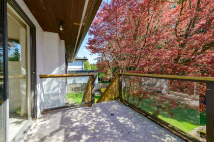 Breakfast Nook Photo of 8194 Woodlake Court, Burnaby, BC