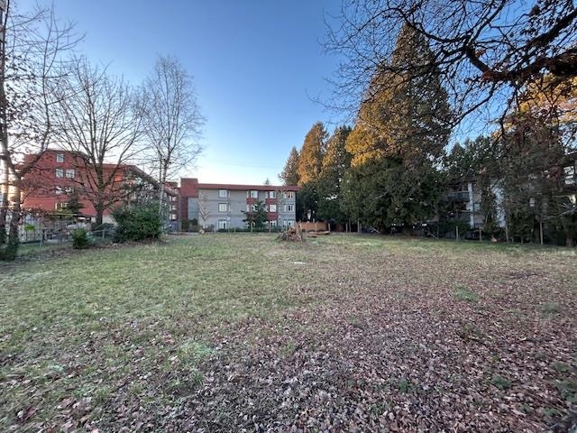 Kitchen Island Photo of 11951 222 Street, Maple Ridge, BC