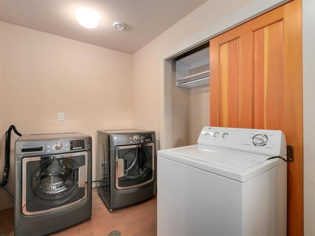 Garden / Landscaping Photo of 4035 W 27th Avenue, Vancouver, BC