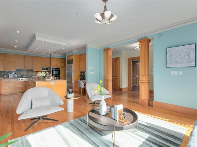 Kitchen Island Photo of 4035 W 27th Avenue, Vancouver, BC