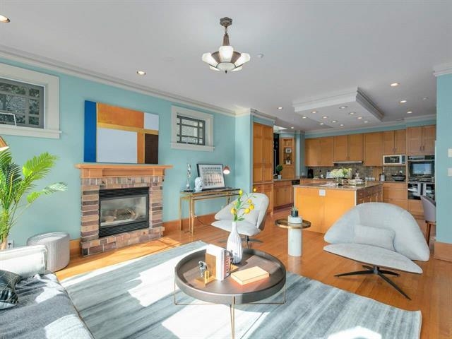 Kitchen Photo of 4035 W 27th Avenue, Vancouver, BC