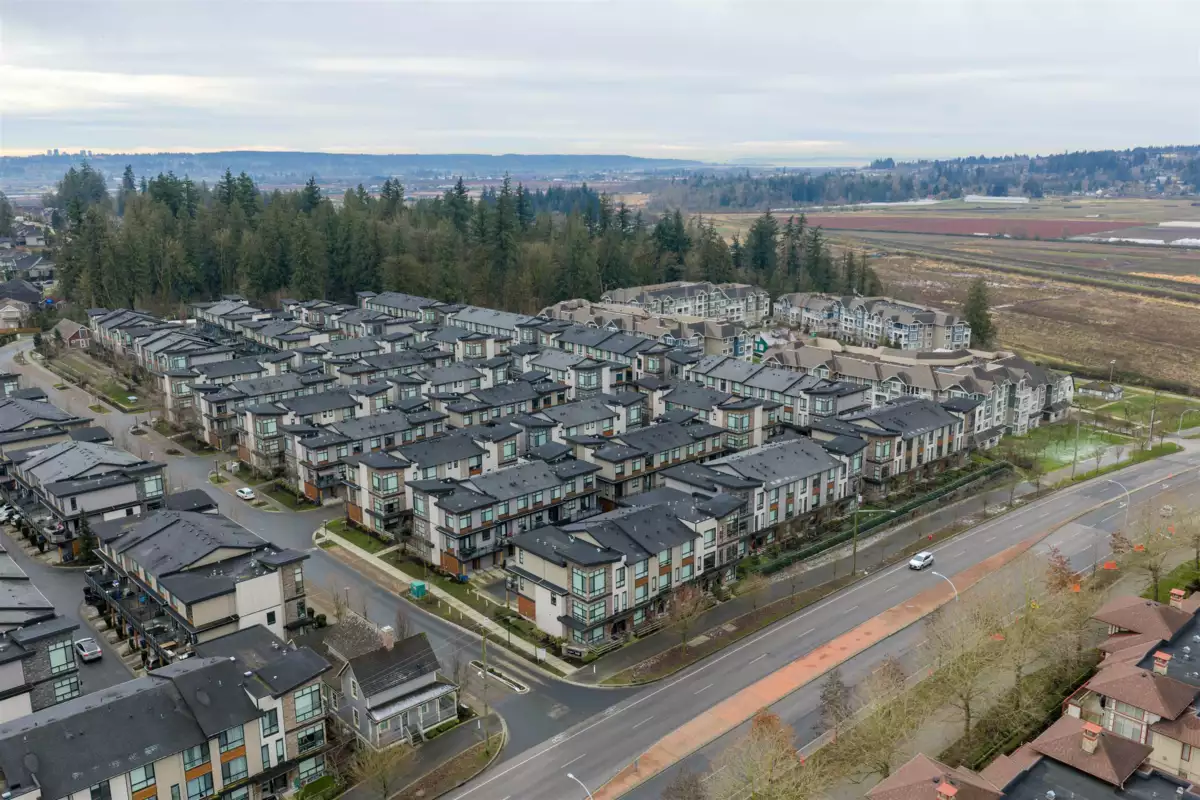 Fitness Center Photo Near 95 16488 64 Avenue, Surrey, BC