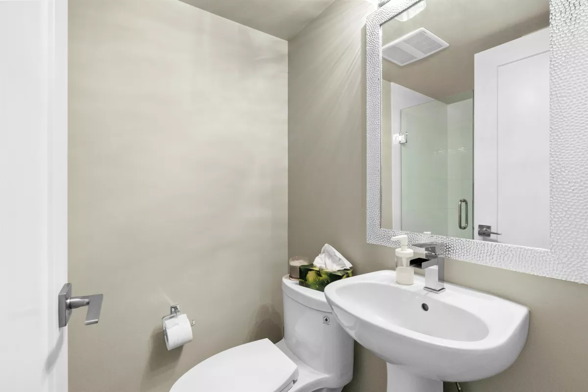 Kitchen Photo of 95 16488 64 Avenue, Surrey, BC