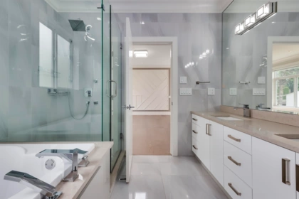 Mudroom Photo of 15632 Bowler Place, Surrey, BC