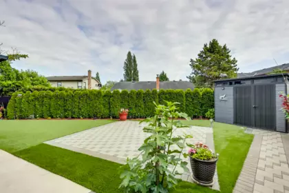 Swimming Pool Photo of 15632 Bowler Place, Surrey, BC