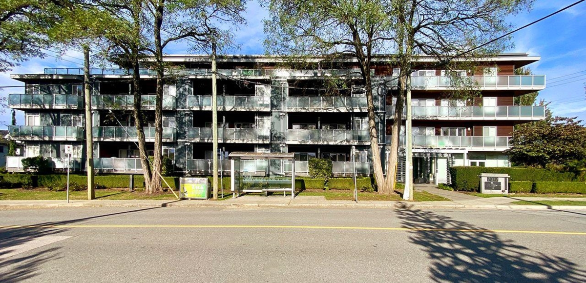 Swimming Pool Photo of 106 7377 14th Avenue, Burnaby, BC