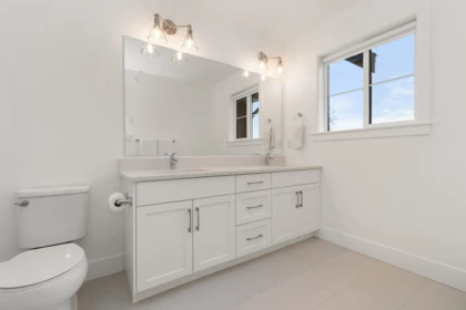 Laundry Room Photo of 10 47203 Vista Place, Chilliwack, BC