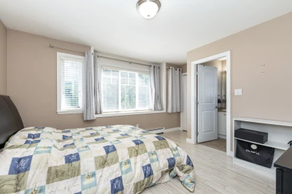 Office / Den Photo of 5639 148 Street, Surrey, BC