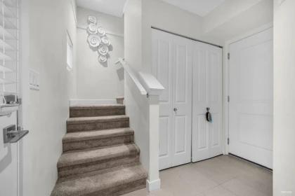 Entry Foyer Photo of 122 20180 84 Avenue, Langley, BC
