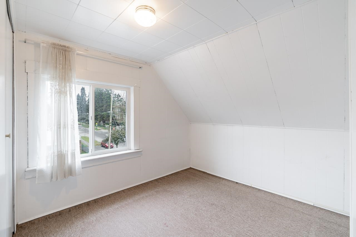 Laundry Room Photo of 2604 E 19th Avenue, Vancouver, BC