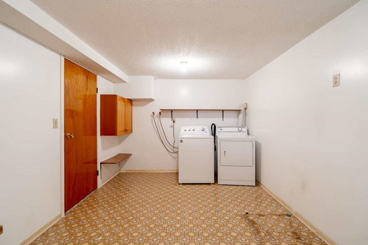 Staircase Photo of 2604 E 19th Avenue, Vancouver, BC