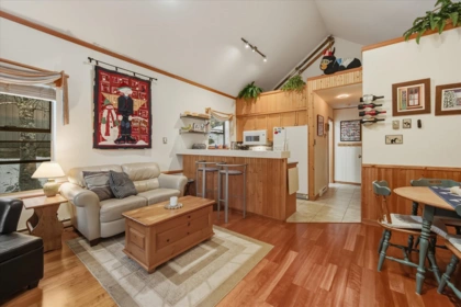 202 3050 Hillcrest Drive, Whistler, BC, Whistler — Townhouse for sale