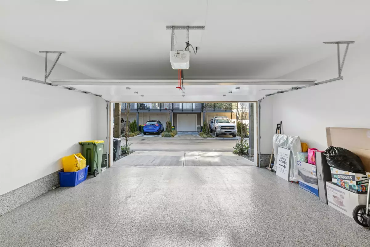 Backyard Photo of 3 14151 58a Avenue, Surrey, BC