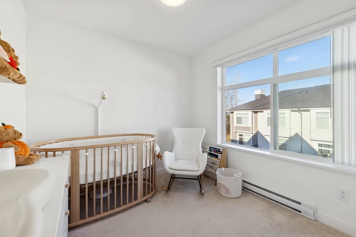 Basement Recreation Room Photo of 3 14151 58a Avenue, Surrey, BC