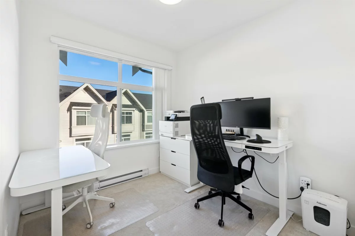 Laundry Room Photo of 3 14151 58a Avenue, Surrey, BC