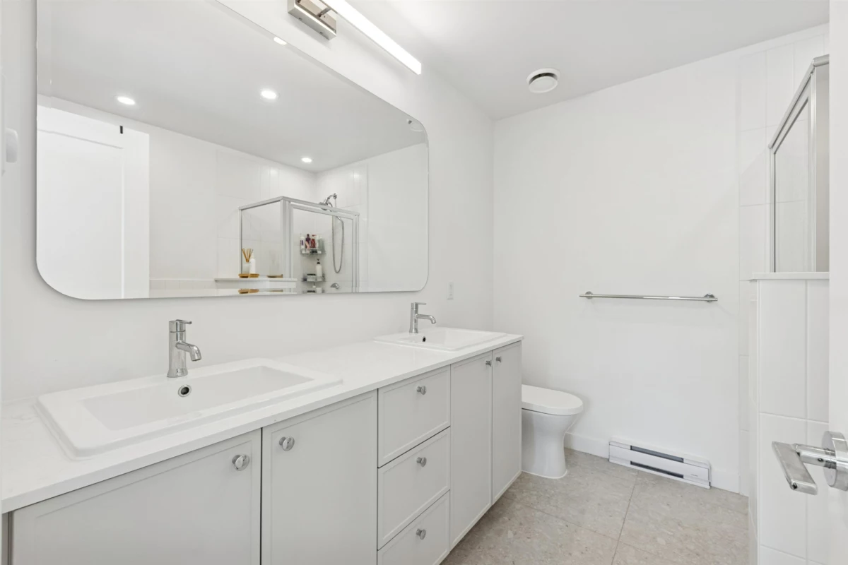 Powder Room Photo of 3 14151 58a Avenue, Surrey, BC