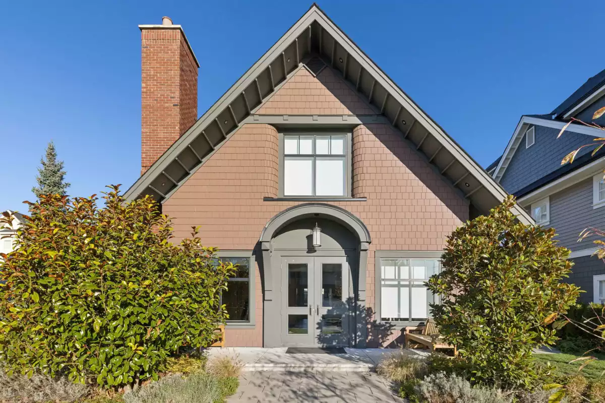 Swimming Pool Photo of 3 14151 58a Avenue, Surrey, BC