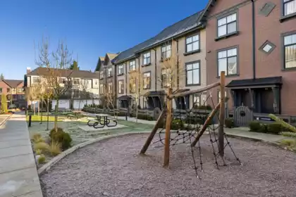 Front Yard Photo of 3 14151 58a Avenue, Surrey, BC