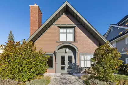 Swimming Pool Photo of 3 14151 58a Avenue, Surrey, BC