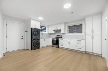 Mudroom Photo of 1330 E 64th Avenue, Vancouver, BC