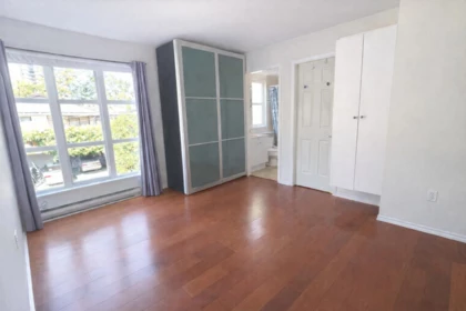 302 8728 SW Marine Drive, Vancouver, BC