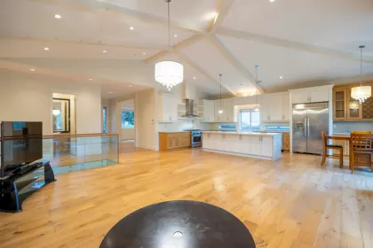 Kitchen Photo of 963 51a Street, Tsawwassen, BC