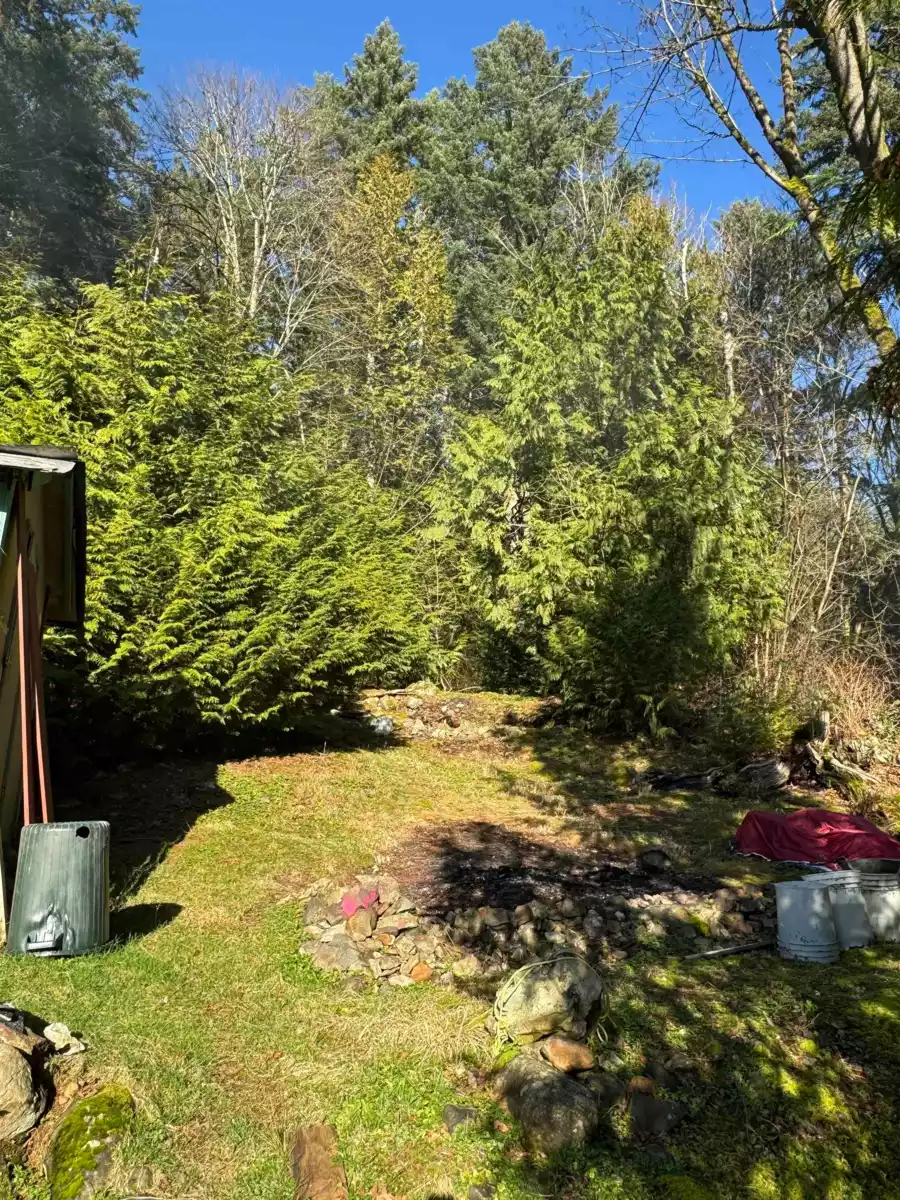 Dining Area Photo of 2391 Lougheed Highway, Agassiz, BC