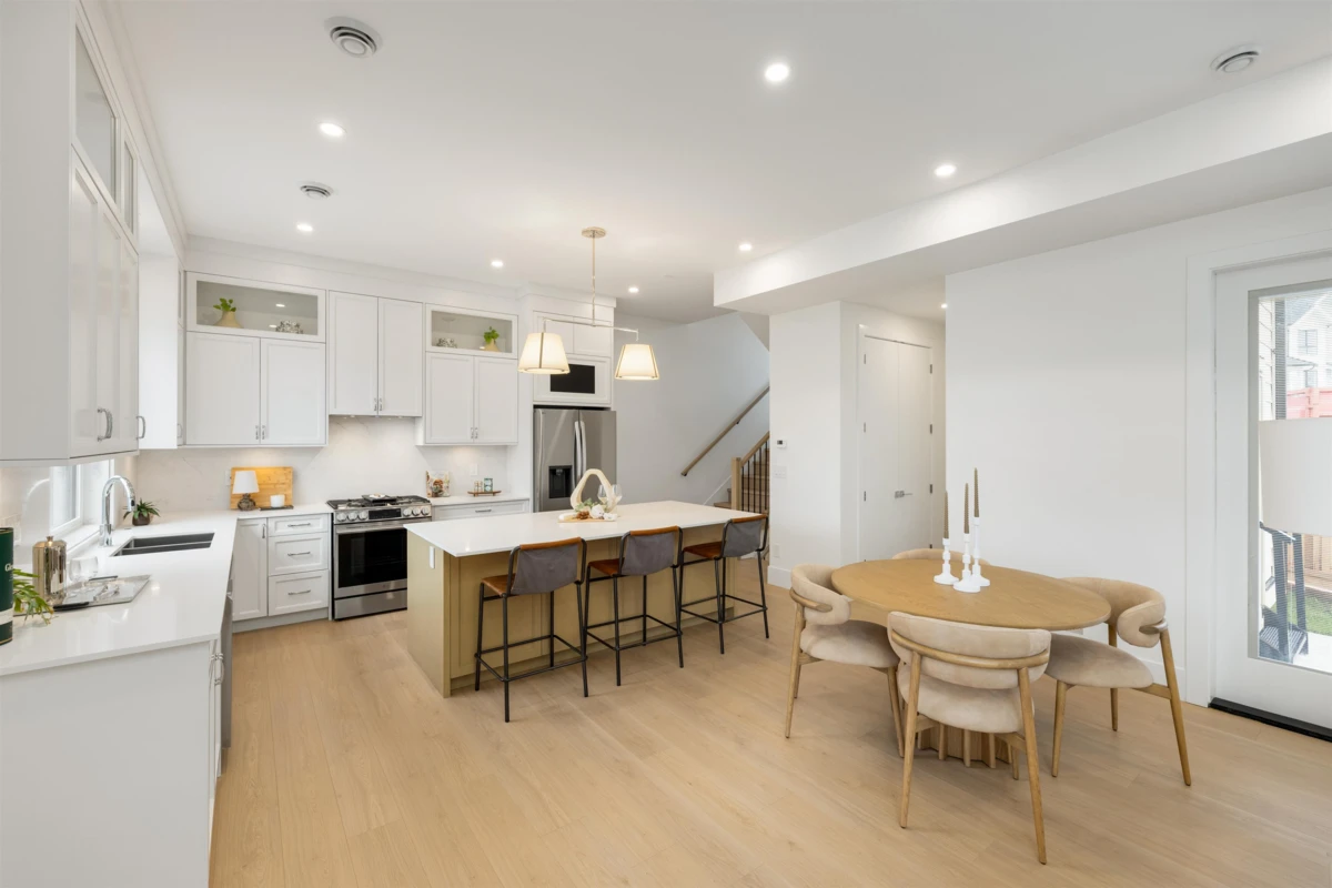 Dining Area Photo of 101 1810 165a Street, Surrey, BC