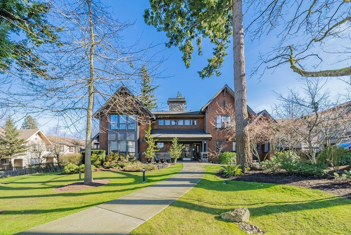 Backyard Photo of 67 2738 158 Street, Surrey, BC