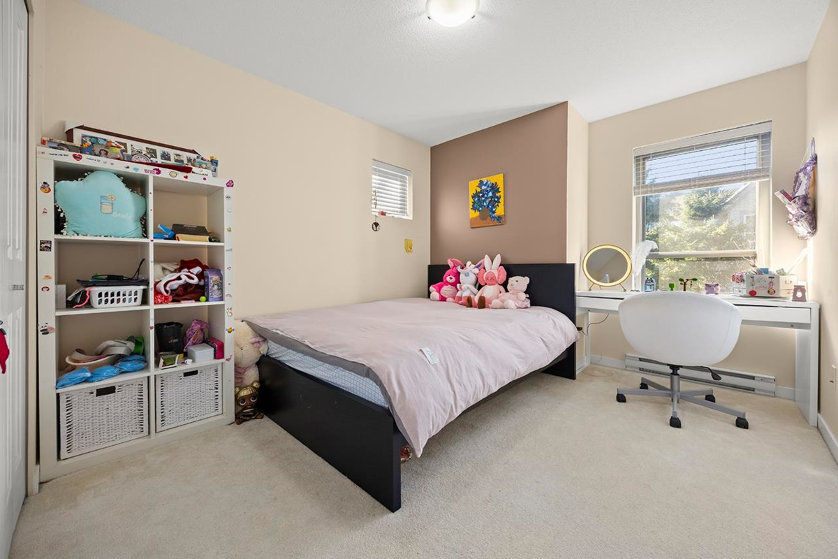 Bedroom 4 Photo of 67 2738 158 Street, Surrey, BC