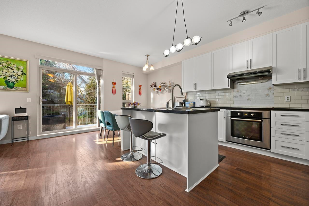 Kitchen Island Photo of 67 2738 158 Street, Surrey, BC