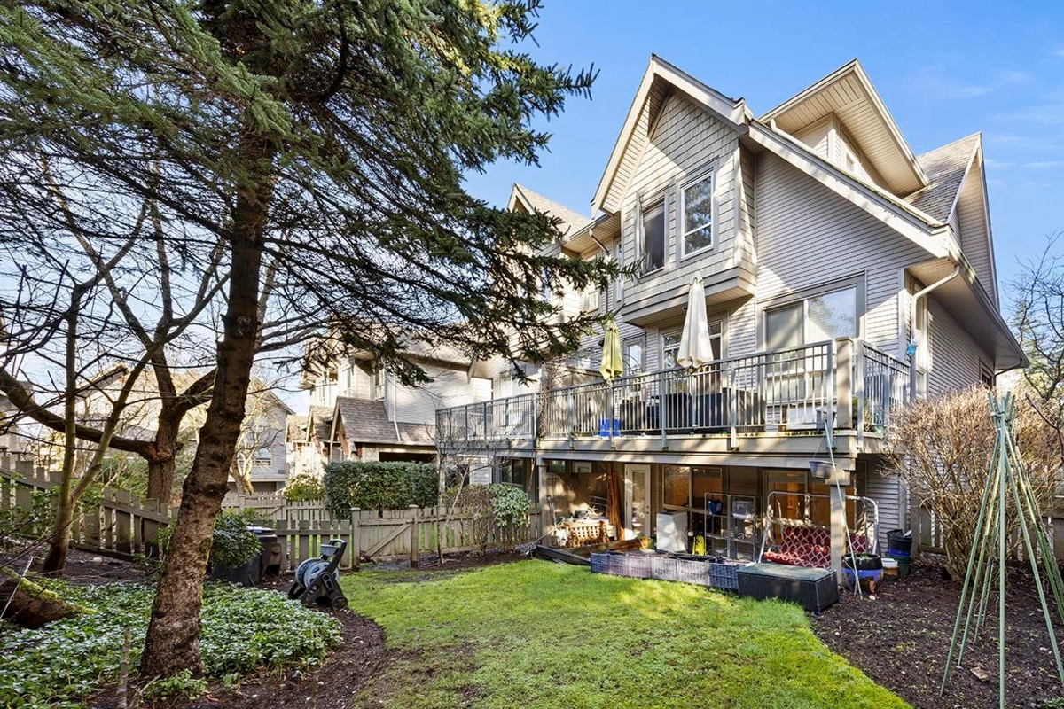 Staircase Photo of 67 2738 158 Street, Surrey, BC