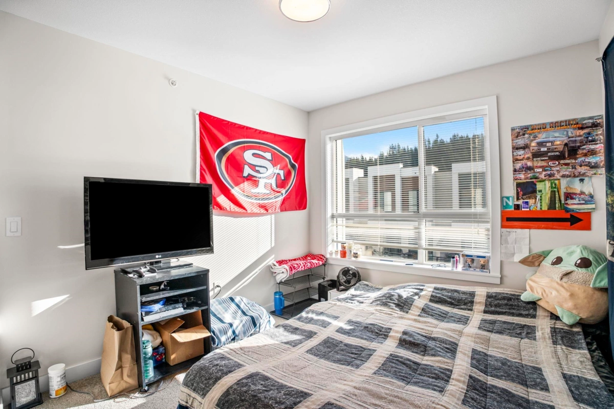 Basement Recreation Room Photo of 131 46150 Thomas Road, Chilliwack, BC