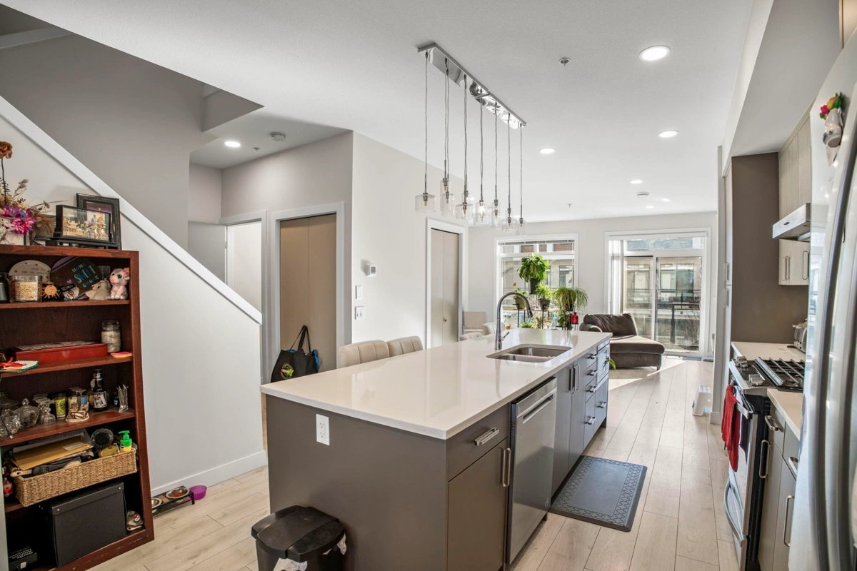 Family Room Photo of 131 46150 Thomas Road, Chilliwack, BC