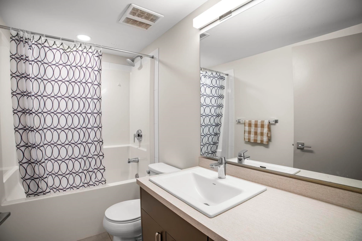 Hot Tub / Spa Photo of 131 46150 Thomas Road, Chilliwack, BC