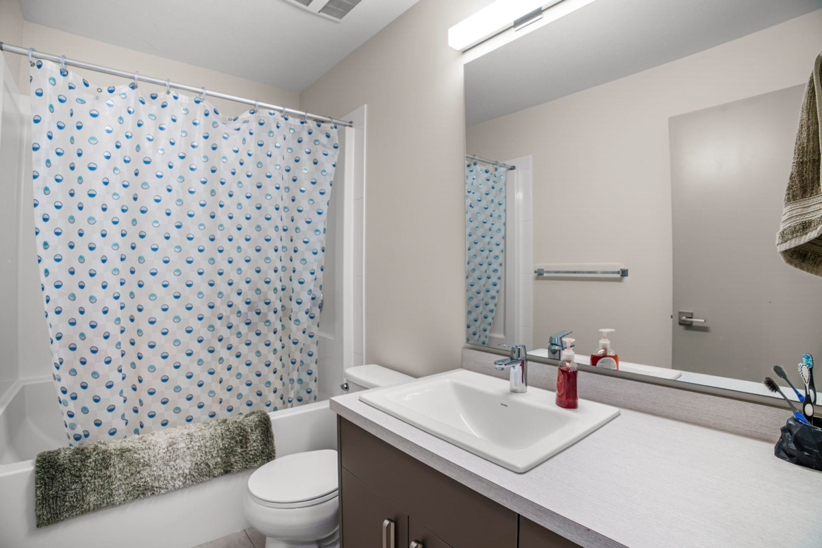 Laundry Room Photo of 131 46150 Thomas Road, Chilliwack, BC