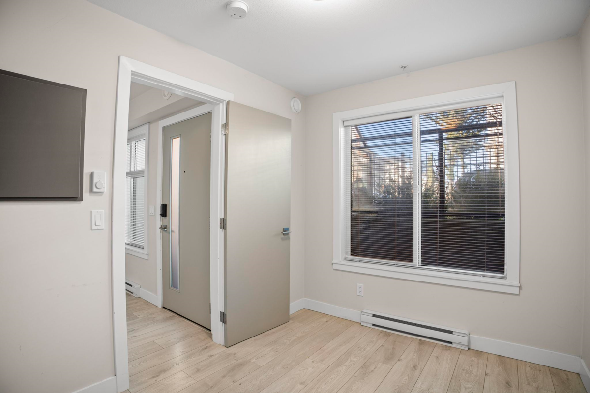 Swimming Pool Photo of 131 46150 Thomas Road, Chilliwack, BC