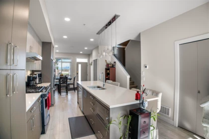 Kitchen Island Photo of 131 46150 Thomas Road, Chilliwack, BC