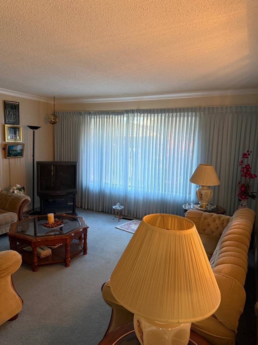 Family Room Photo of 6738 128b Street, Surrey, BC