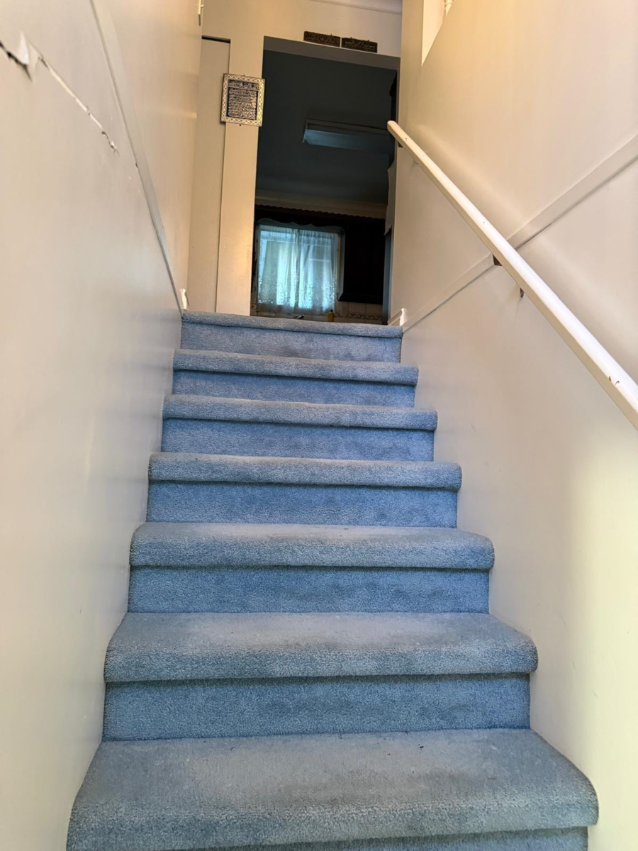 Kitchen Island Photo of 6738 128b Street, Surrey, BC