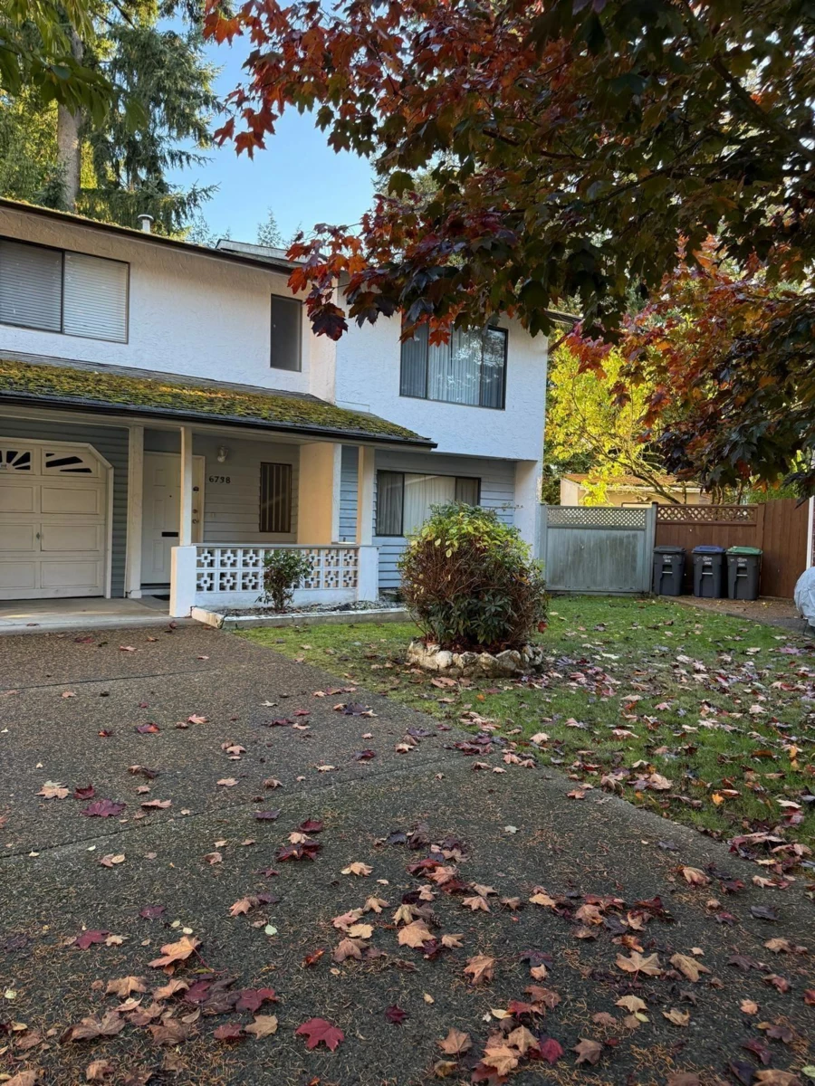 Outdoor Patio Photo of 6738 128b Street, Surrey, BC