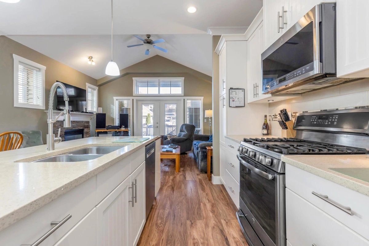 Bedroom 4 Photo of 16 5469 Chinook Street, Chilliwack, BC