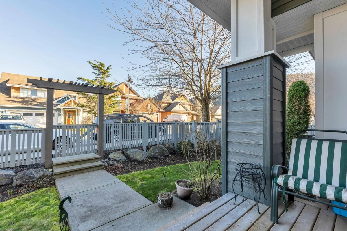 Family Room Photo of 16 5469 Chinook Street, Chilliwack, BC