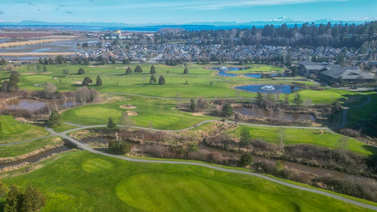 Powder Room Photo of 406 4977 Springs Boulevard, Delta, BC