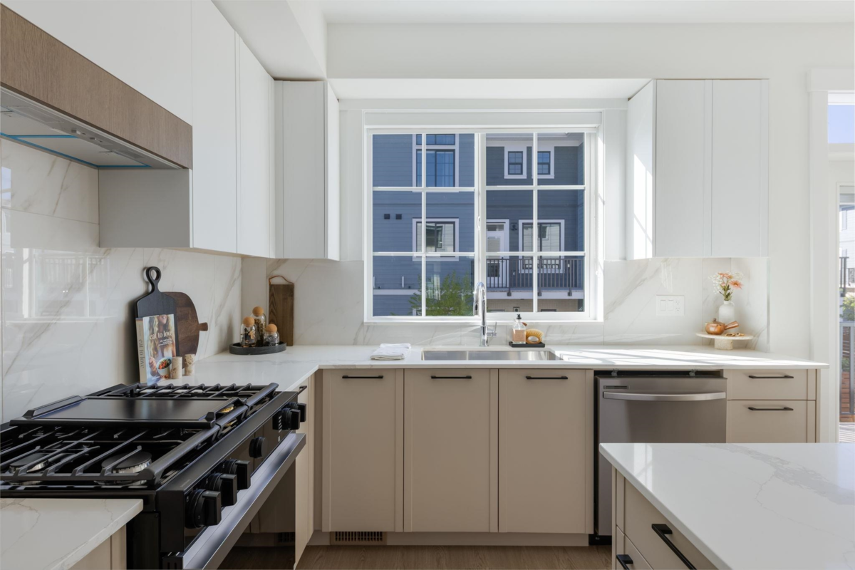 Kitchen Island Photo of 83 20650 78 Avenue, Langley, BC