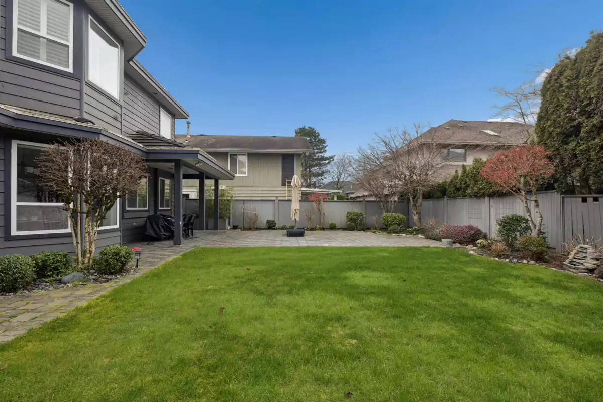 Garden / Landscaping Photo of 7371 Manning Court, Richmond, BC