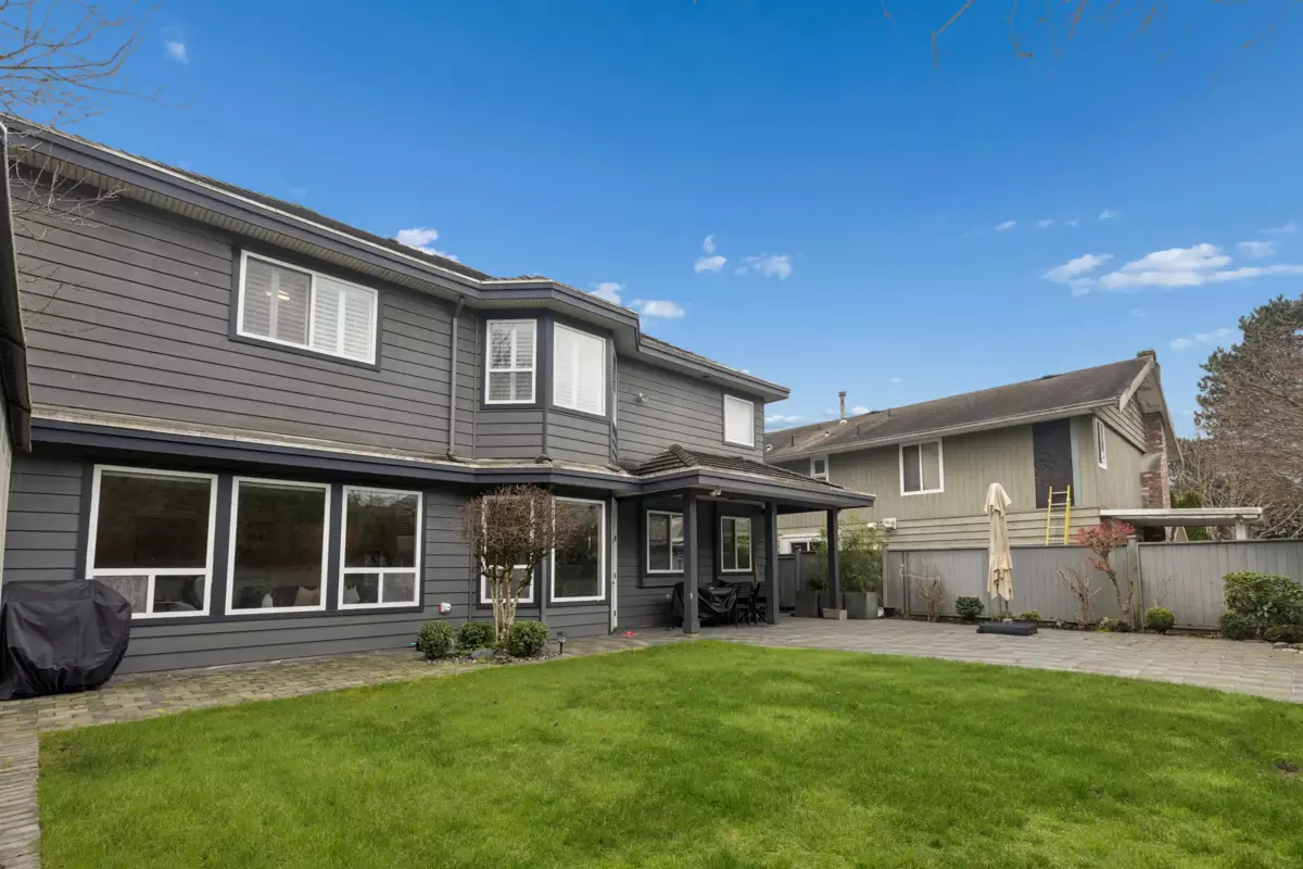 Hot Tub / Spa Photo of 7371 Manning Court, Richmond, BC