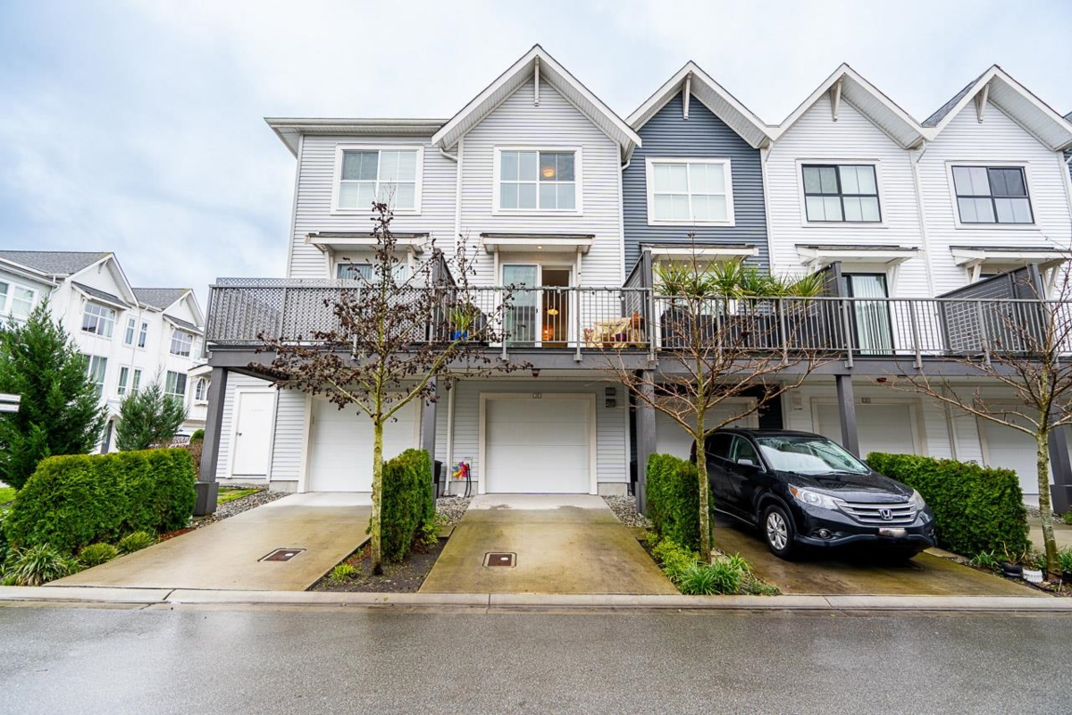 Backyard Photo of 25 4716 Orca Way, Tsawwassen, BC